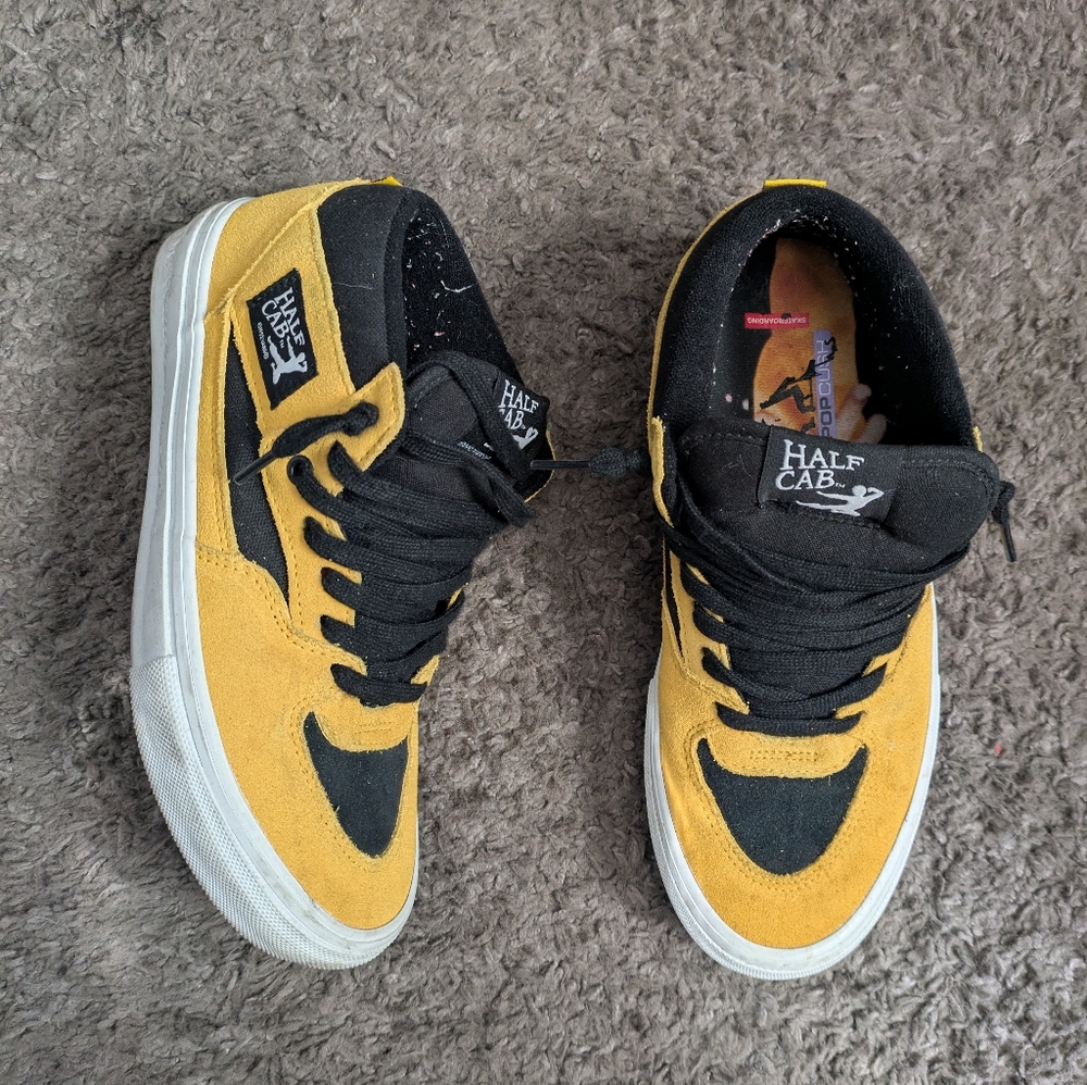 listing-status-banner